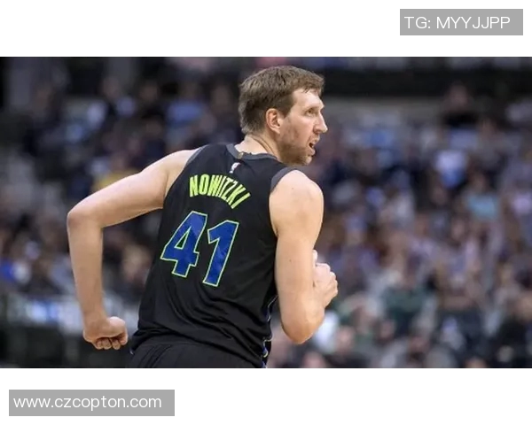 聚焦NBA总冠军奖杯背后的荣耀与传奇,见证篮球巅峰对决的永恒时刻 聚焦NBA总冠军奖杯背后的荣耀与传奇,见证篮球巅峰对决的永恒时刻